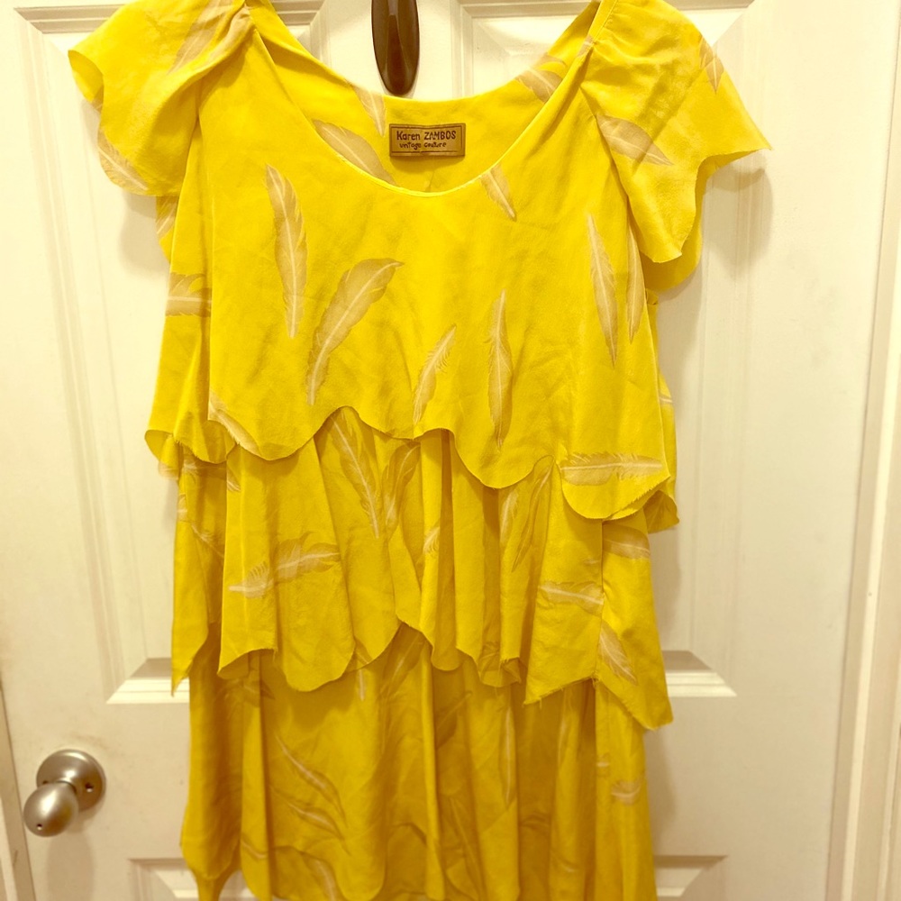 Cute, Cute Karen Zambos couture blouse
